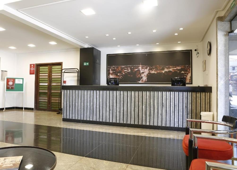 Hz Hotel Патус-ди-Минас Экстерьер фото