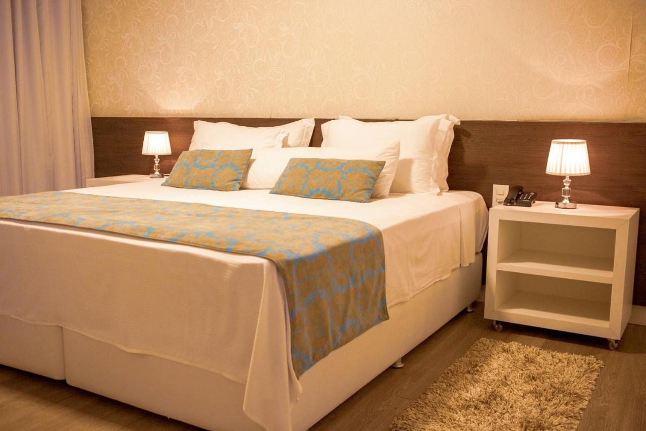 Hz Hotel Патус-ди-Минас Экстерьер фото